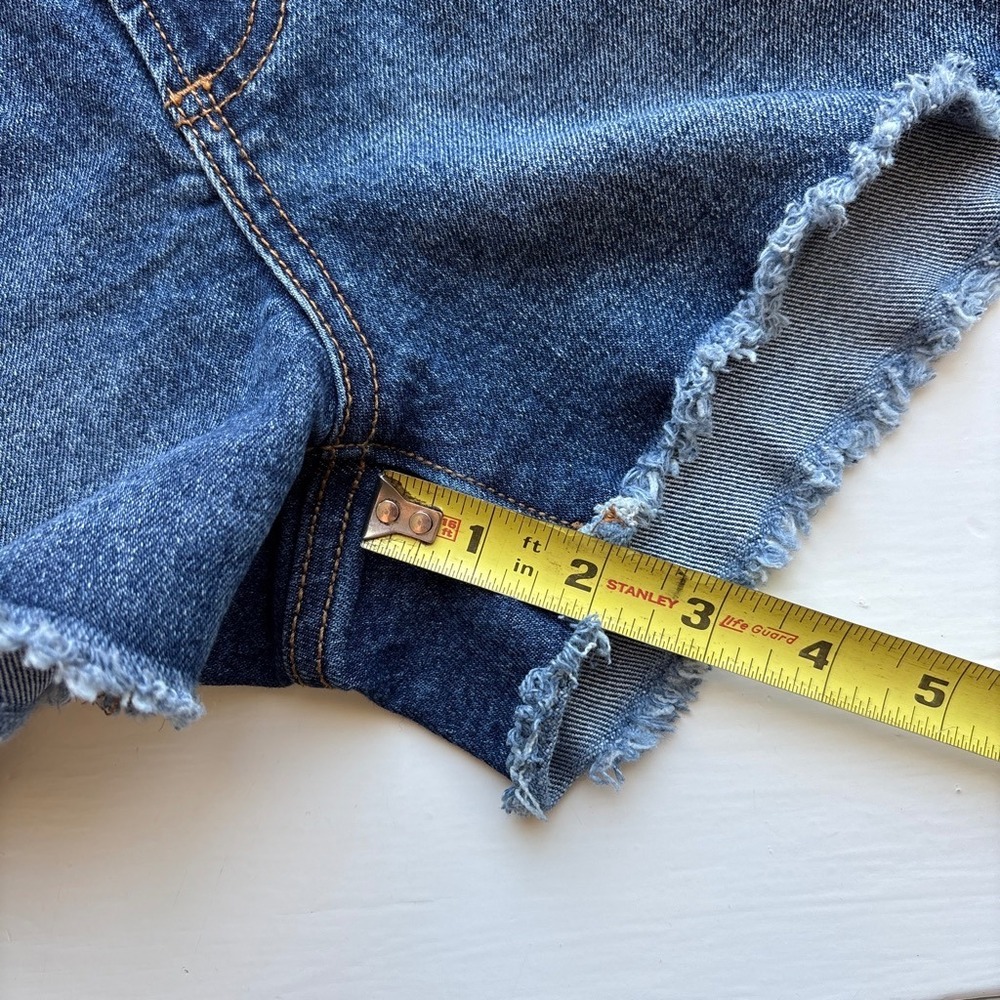 No Boundaries Women 8 Denim Short Bundle 2pk Blue Raw Hem Light Dark Wash Summer - Picture 9 of 12